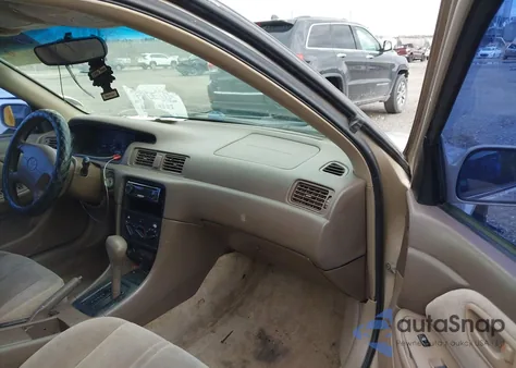 2000 Toyota Camry Ce from USA, damaged, VIN 4T1BG22K5YU943449